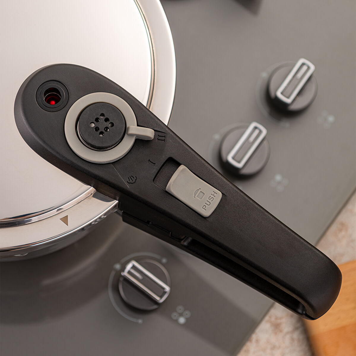 Emsan Fast Cooker Çift Emniyetli Düdüklü Tencere 4 Lt - 6
